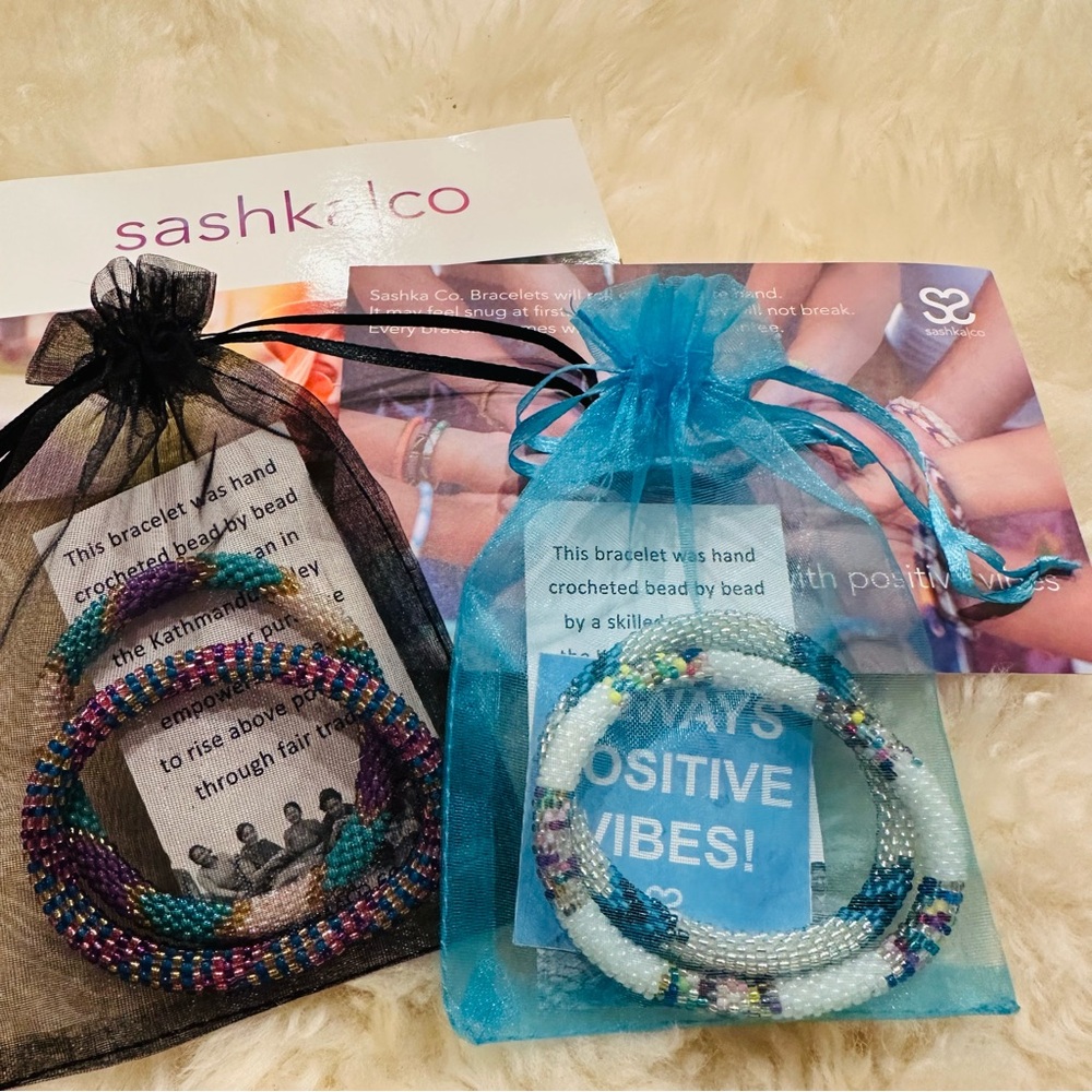 Sashka Co. Four Beaded Bracelets Bundle - Picture 3 of 6